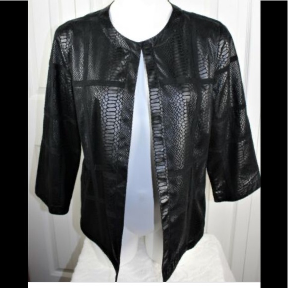 Alfred Dunner Jackets & Blazers - Alfred dunner black snakeskin jacket